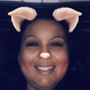 Meet your Posher, Angie